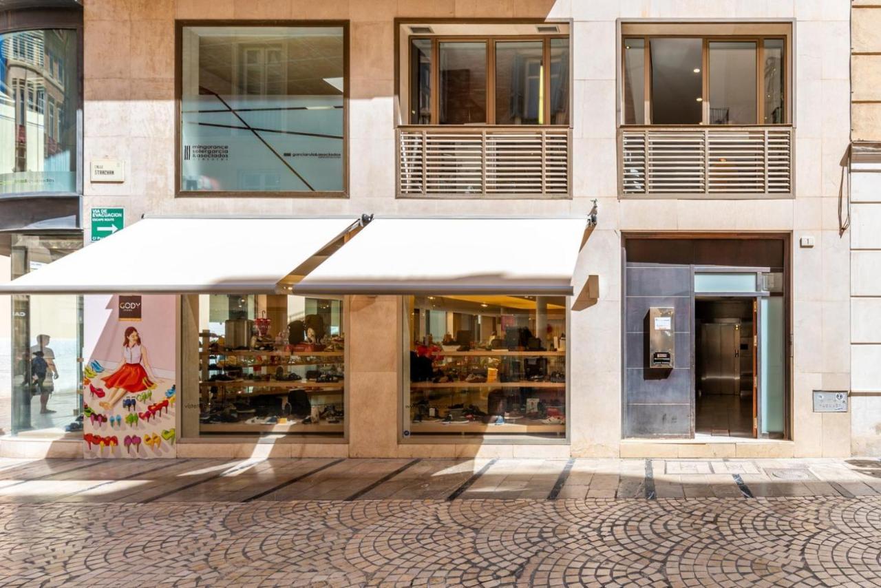Gran Terraza Con Vistas A Calle Larios มาลากา ภายนอก รูปภาพ